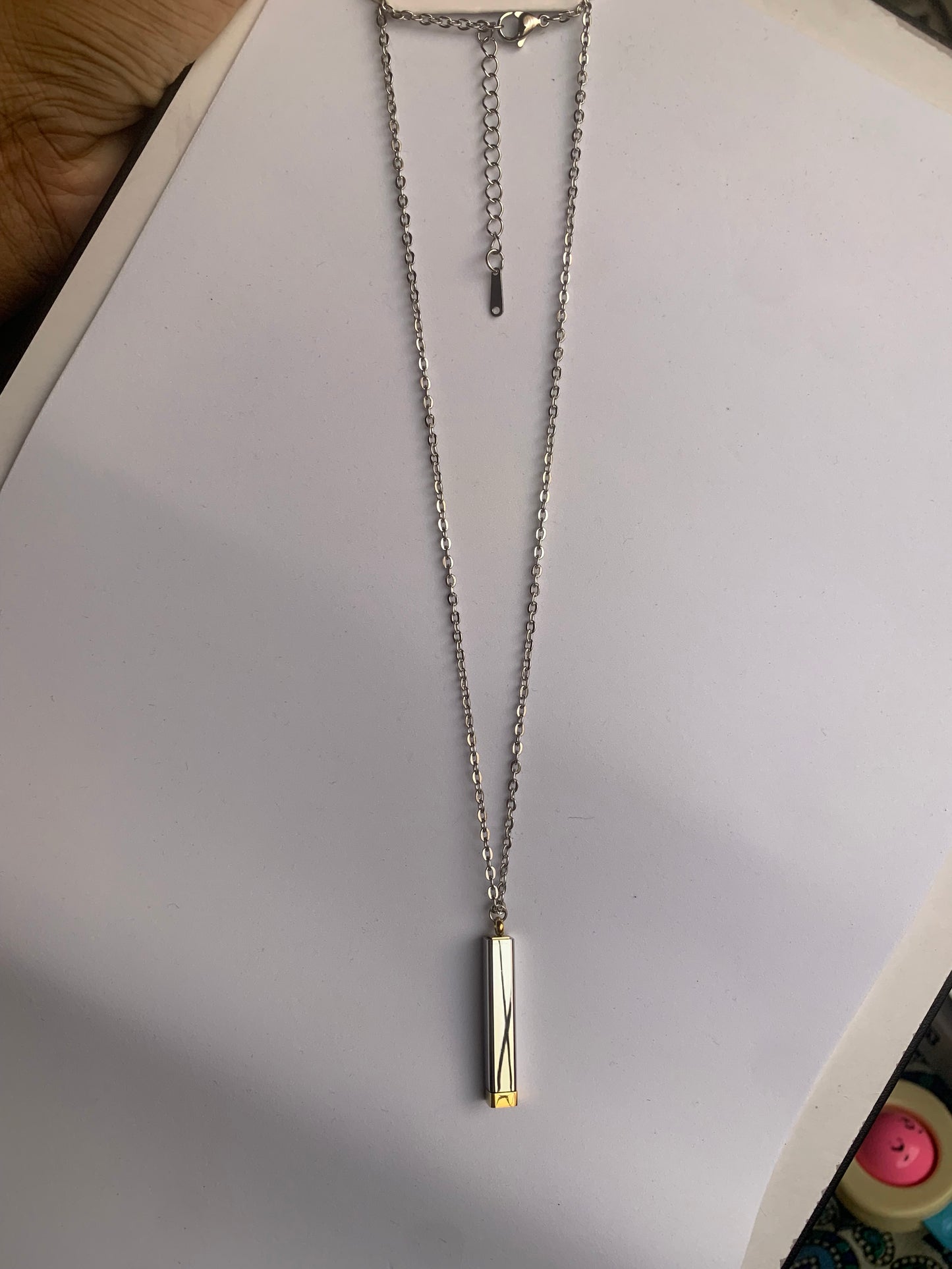 Dual Tone Cuboid Open Chain Pendant