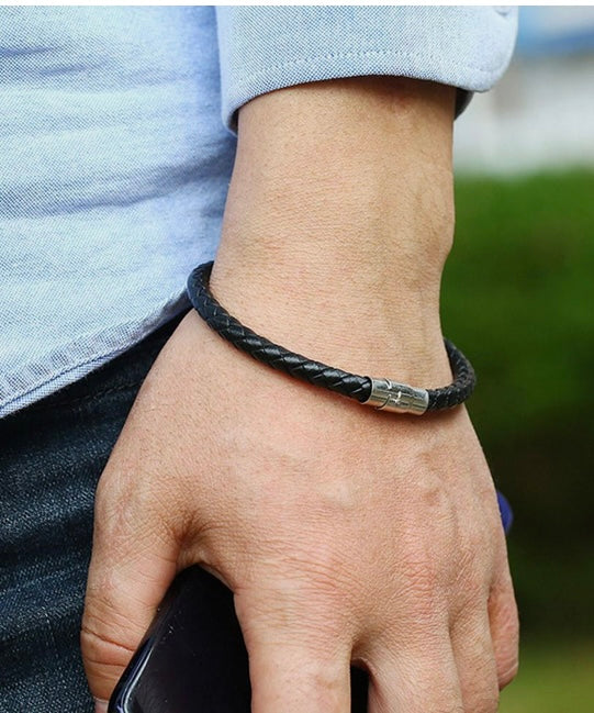 Black leather Men’s Cuff Bracelet