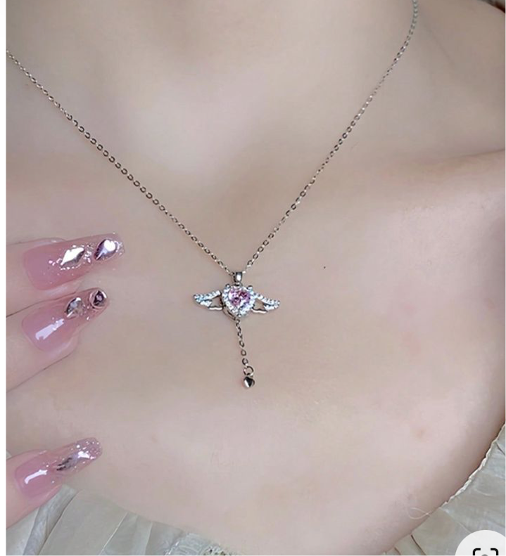 Toned Wings Necklace