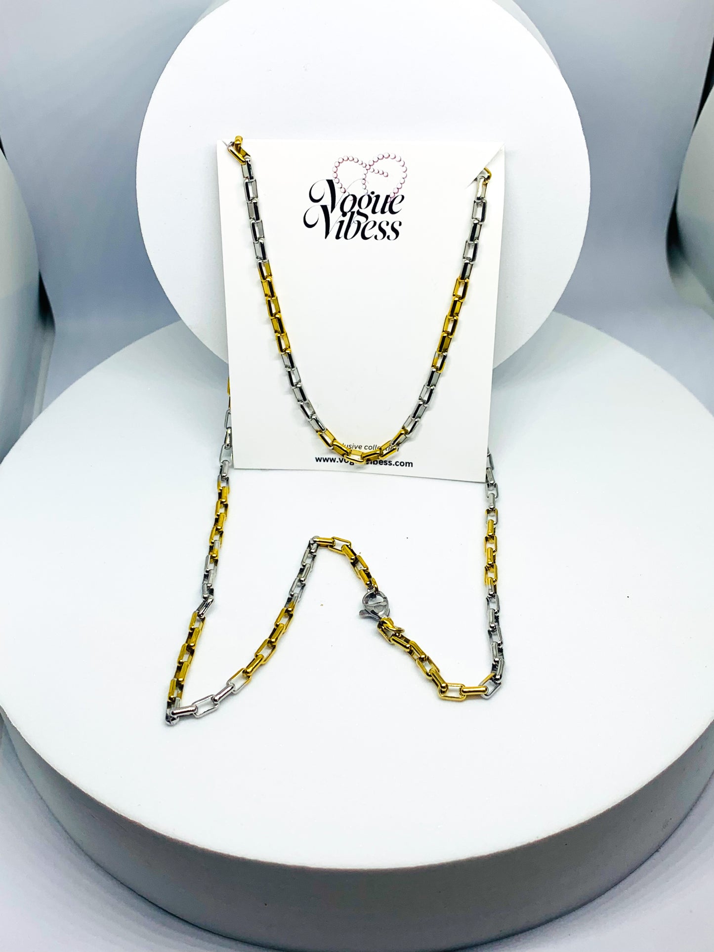Dual tone link-chain