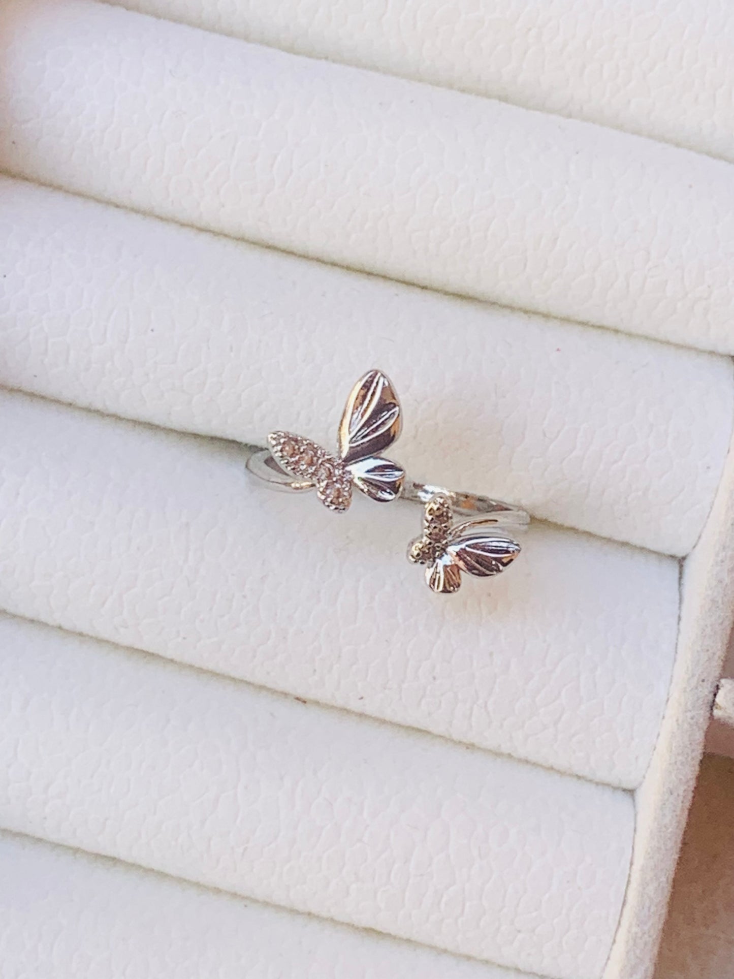 Minimalist Fly Ring