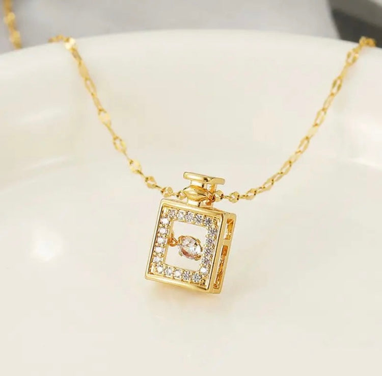 Smart Perfume Bottle Anti Tarnish Necklace