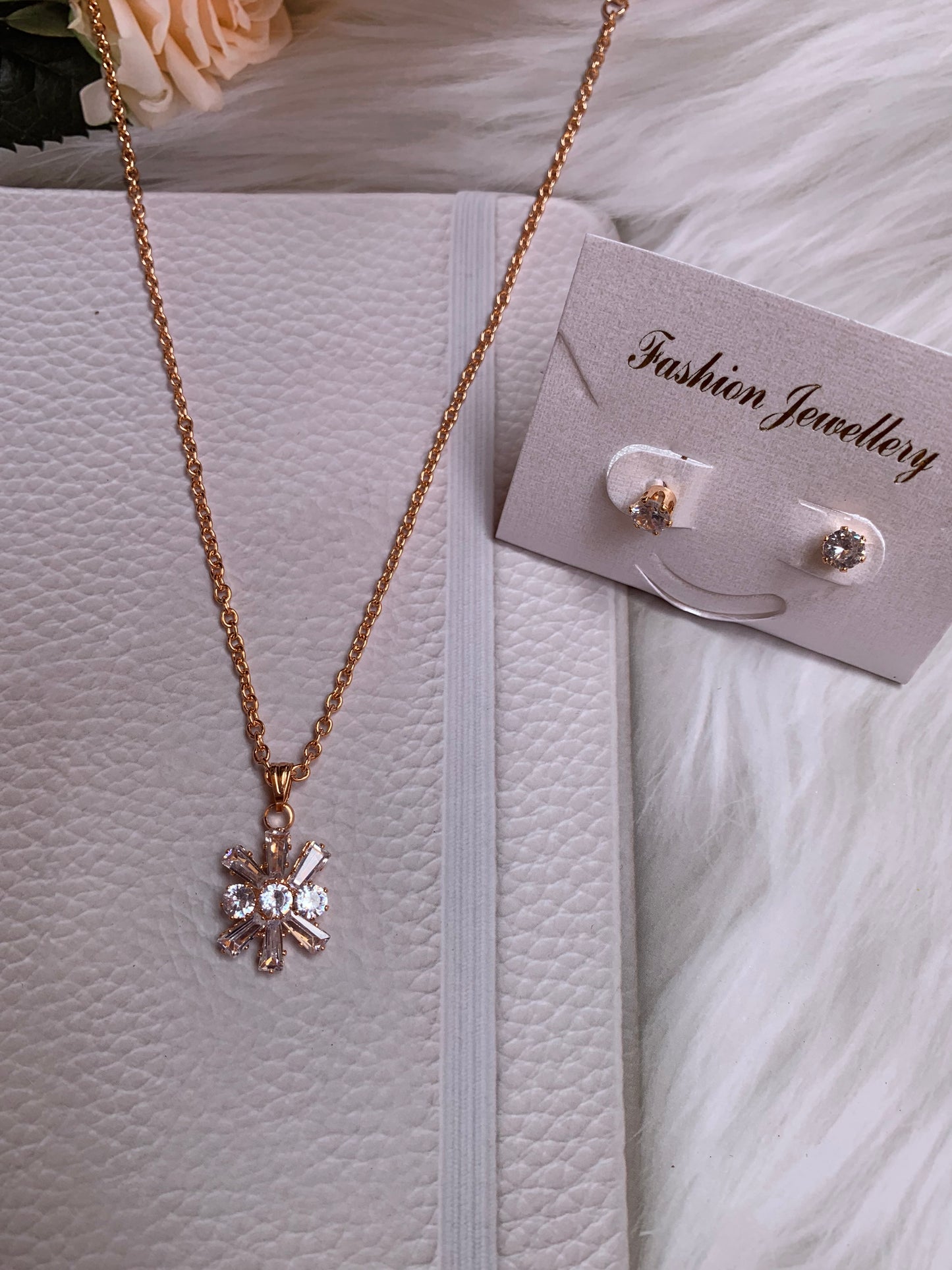 Necklace Pendent set