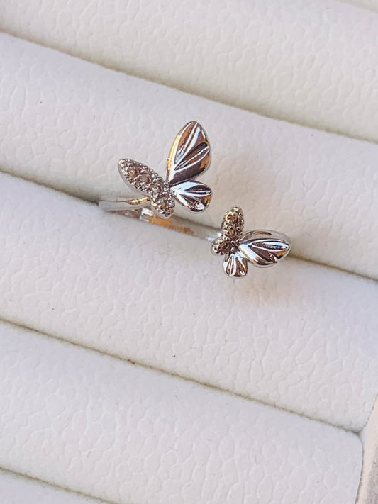 Minimalist Fly Ring