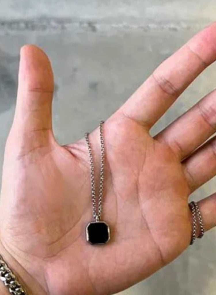 Black box stylish stainless steel chain pendant