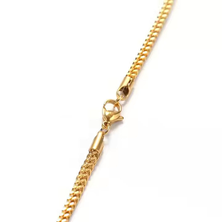 Royal Box chain