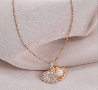 Rose gold Oyster Pearl Necklace