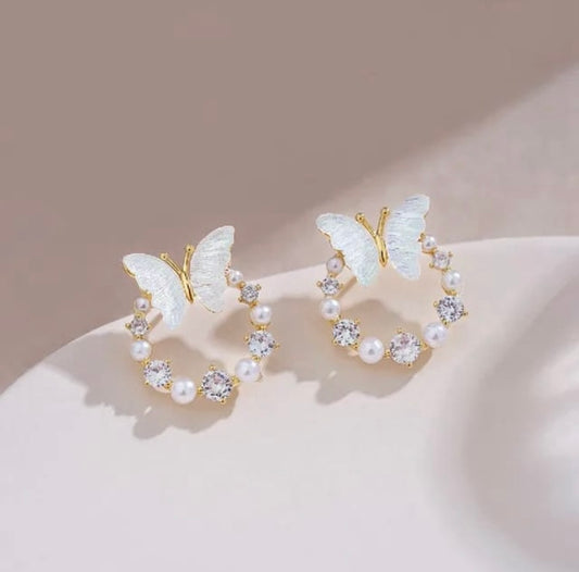 Circle cute studs