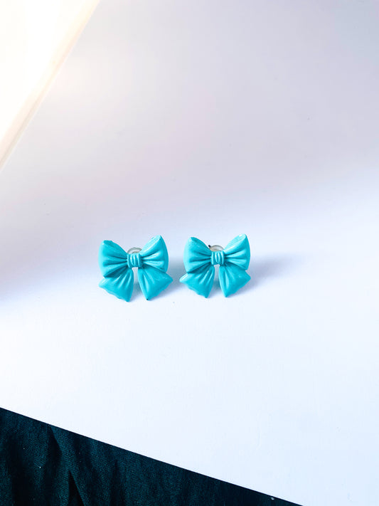 Bow stud Earrings
