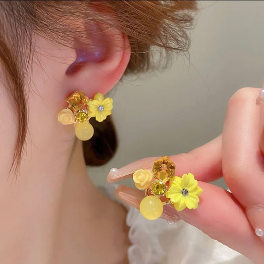 Crystals yellow