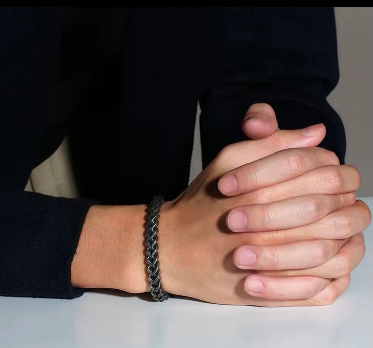 Black Stylish link Bracelet