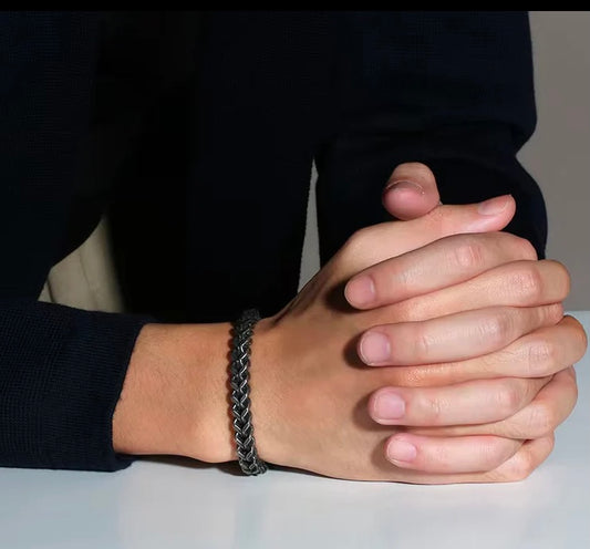 Black Stylish link Bracelet