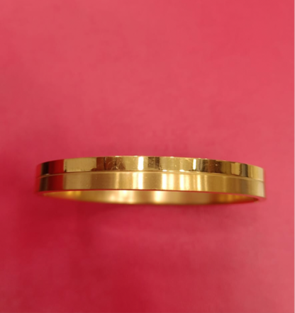 Golden Plain Stainless Steel Men’s Kada