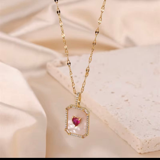 Mother of Pearl Anti Tarnish Necklace