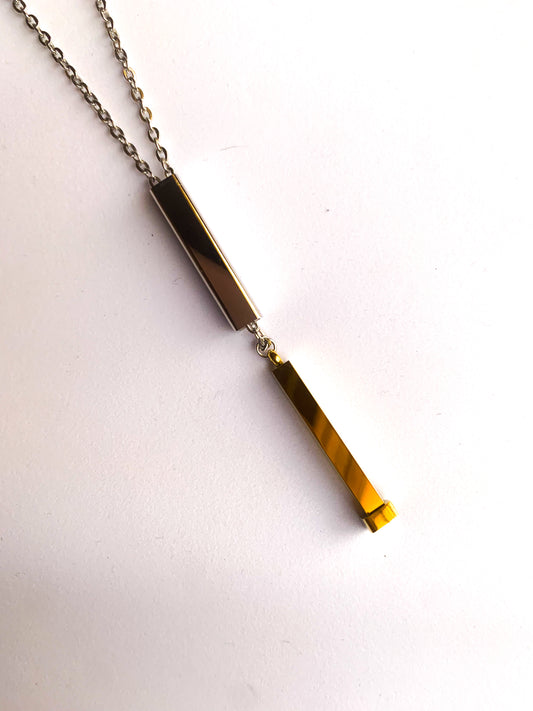 Dual Tone Cuboid Open Chain Pendant